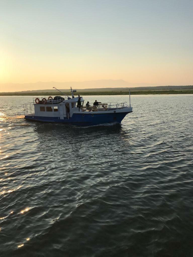 Novaya Volna Hotel Ust-Barguzin Zewnętrze zdjęcie